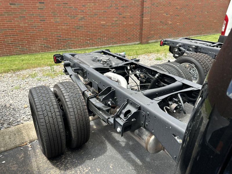 Used 2025 RAM 3500 Chassis Cab TradesmanImage 7