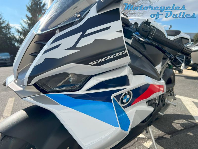 2025 BMW S 1000 RR Image 14