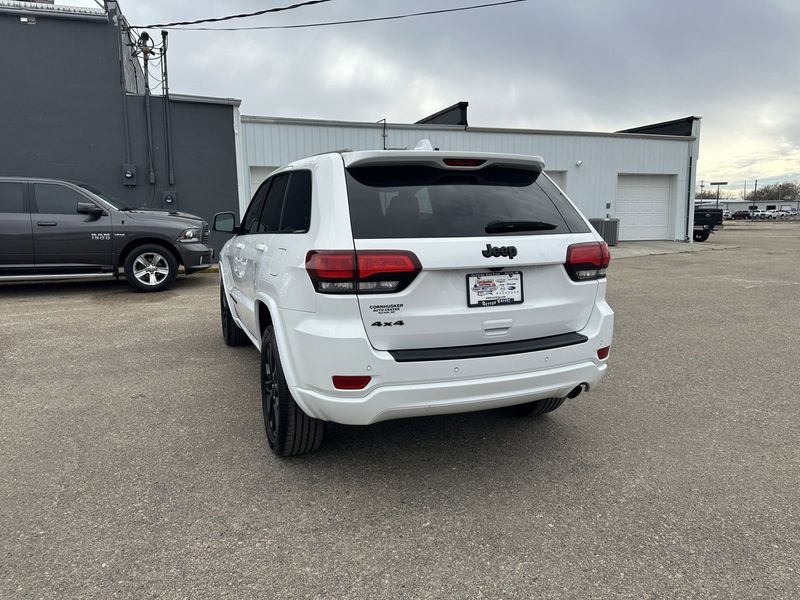 2022 Jeep Grand Cherokee WK Laredo XImage 6