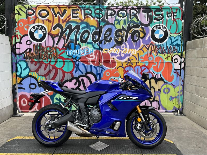 New 2026 Yamaha YZF-R7 Image 6