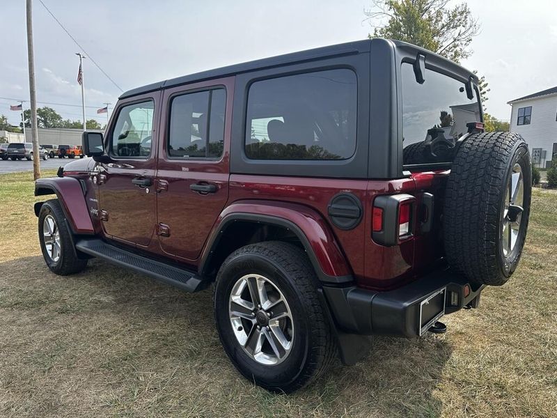 2021 Jeep Wrangler Unlimited Sahara photo 4