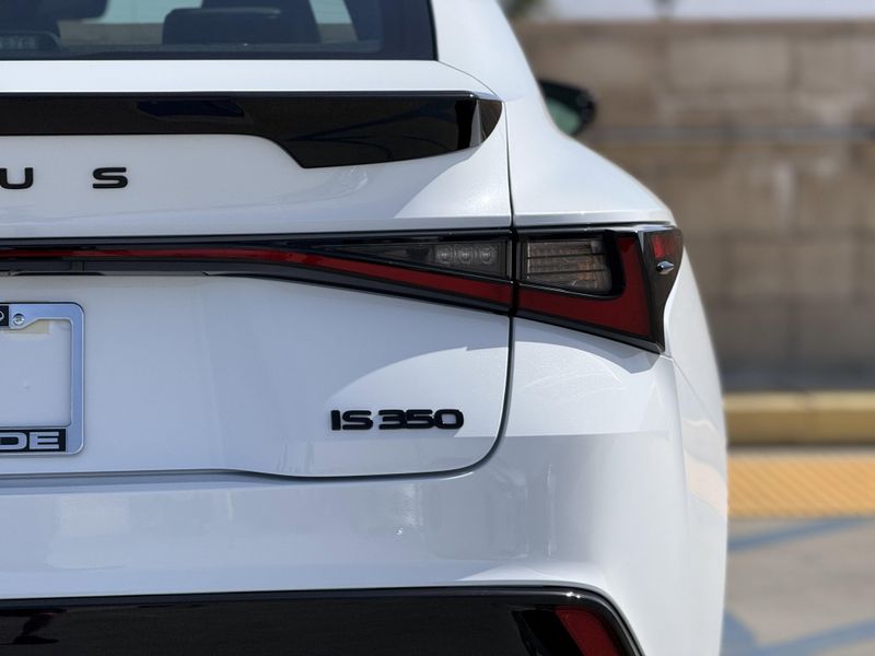 New 2026 Lexus IS 350 F SPORT DesignImage 12