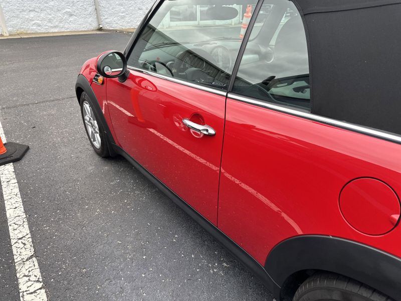 Used 2014 MINI Convertible Image 11