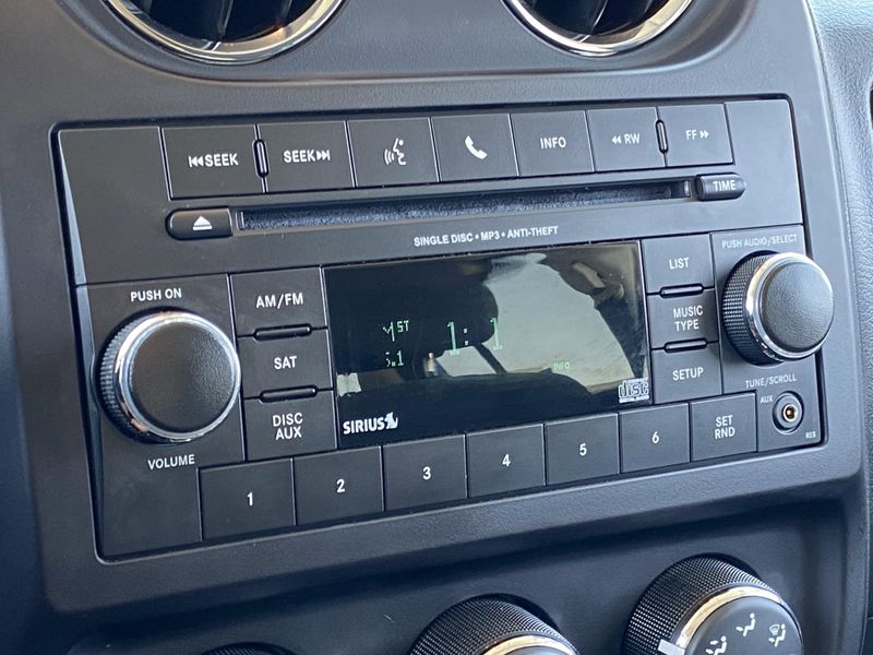 Used 2016 Jeep Patriot SportImage 18