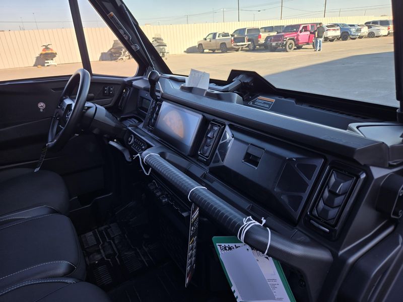 NEW 2026 CAN-AM DEFENDER MAX LIMITED CAB HD11 Image 22
