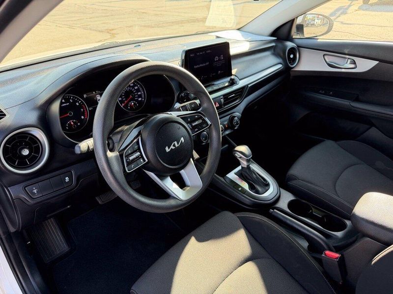 Used 2023 Kia Forte LXSImage 12