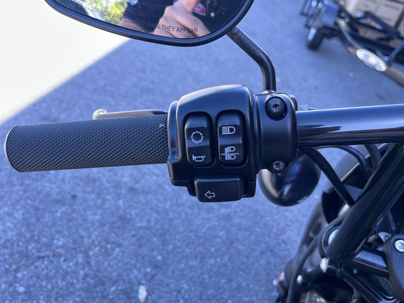 Used 2021 Harley-Davidson SPORTSTER IRON 883 Image 16