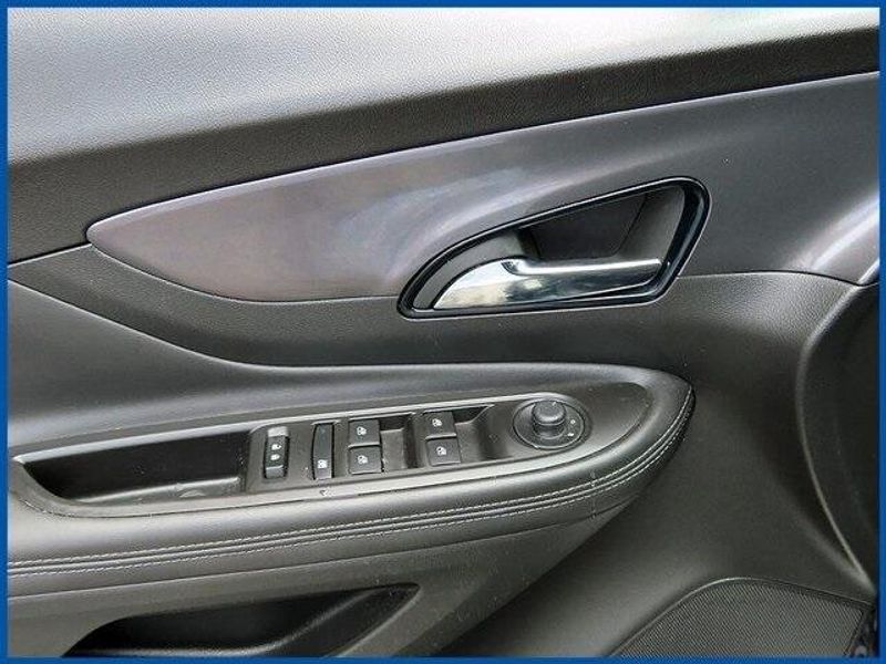 2022 Buick Encore PreferredImage 12