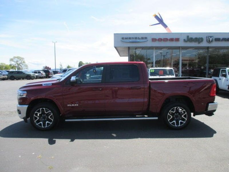 2025 RAM 1500 Laramie Crew Cab 4x4 5