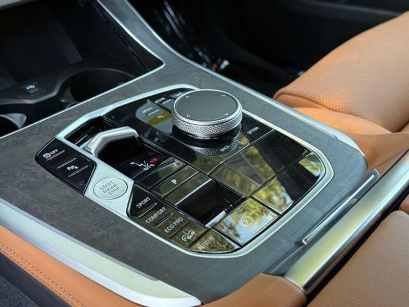 New 2026 BMW X5 xDrive40iImage 24