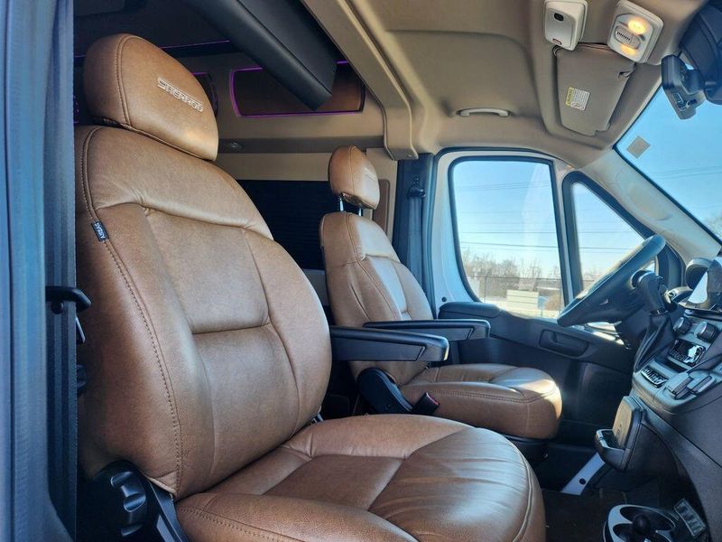 2024 RAM Promaster 2500 Slt+ Window Van High Roof 159