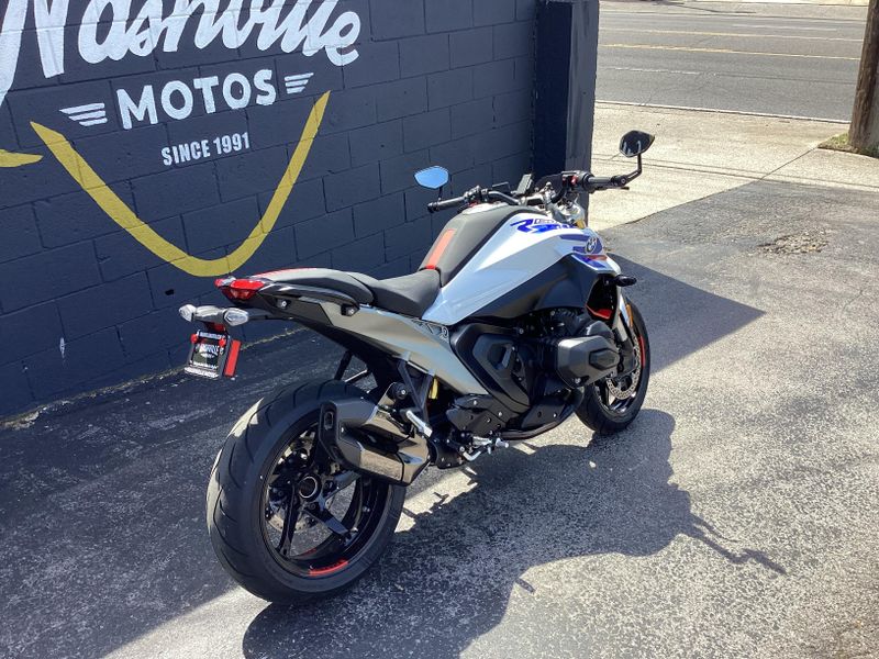 New 2026 BMW R 1300 R 