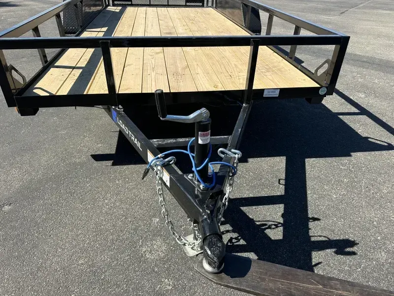 NEW 2026 LOAD TRAIL 77X16 UTILITY TRLR Image 3