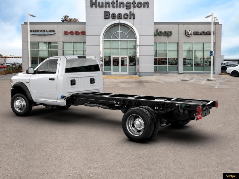 2022 RAM 5500 Chassis Tradesman Regular Cab Belco BodyImage 4