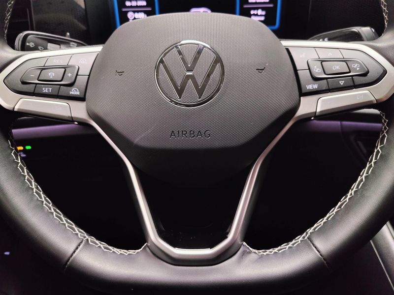 Used 2025 Volkswagen Tiguan SE 4-Motion AWDImage 26