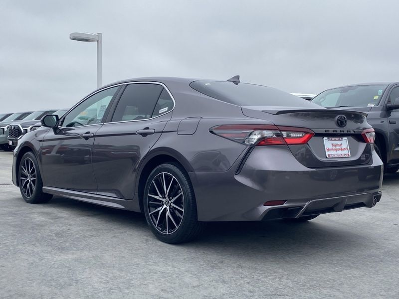 Used 2024 Toyota Camry SEImage 5