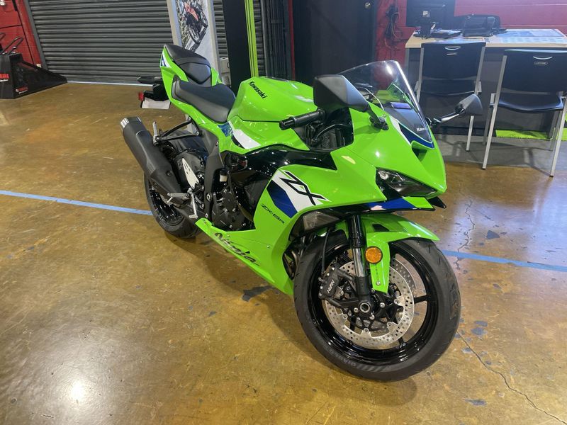New 2027 Kawasaki NINJA ZX-6R ABS Image 10