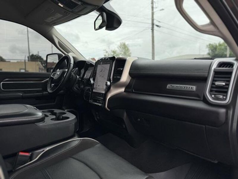 2024 RAM 2500 LaramieImage 16