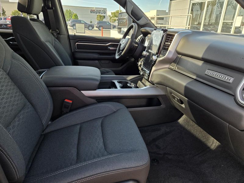 New 2026 RAM 1500 Big Horn Crew Cab 4x2 5'7' Box