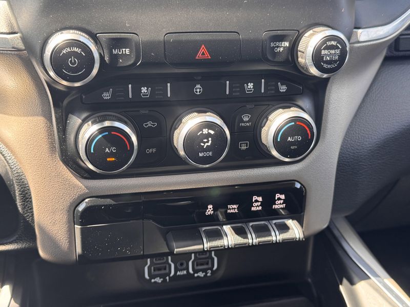 2021 RAM 1500 LaramieImage 22