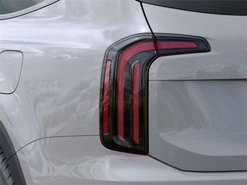 New 2025 Kia Telluride SX X-LineImage 11