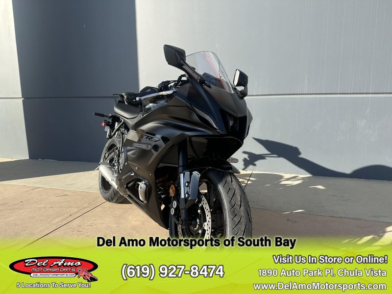 2025 Yamaha YZF-R7 Image 5