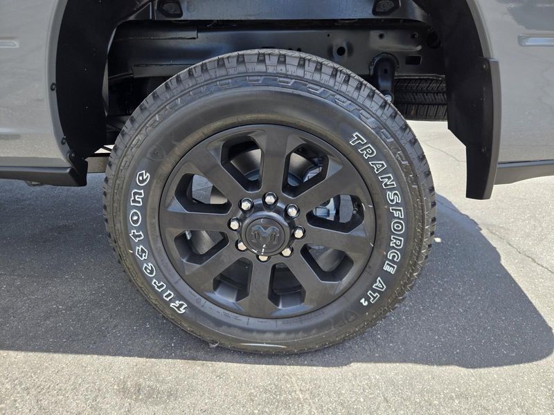 New 2026 RAM 2500 Laramie Crew Cab 4x4 8' Box