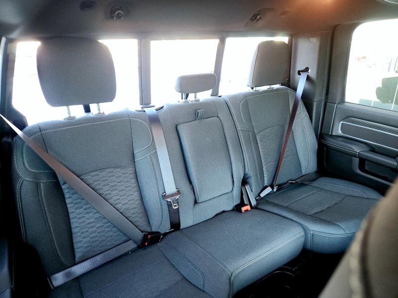 New 2027 RAM 2500 Big Horn Crew Cab 4x4 6'4' Box