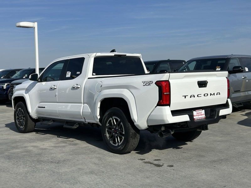 2025 Toyota Tacoma TRD SportImage 5