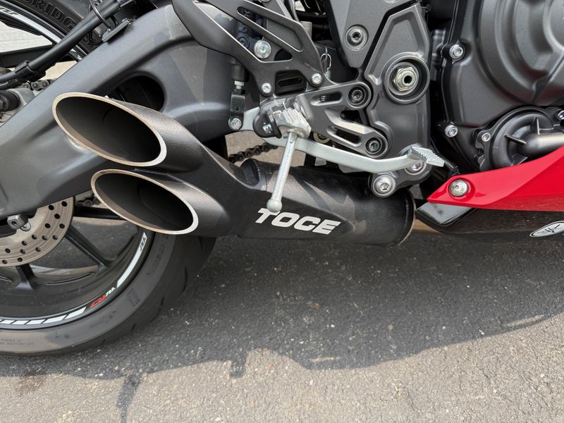 2025 Yamaha YZF690Image 6