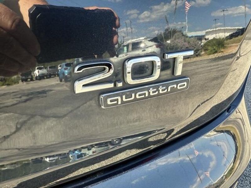2018 Audi Q5 Premium Plus photo 12
