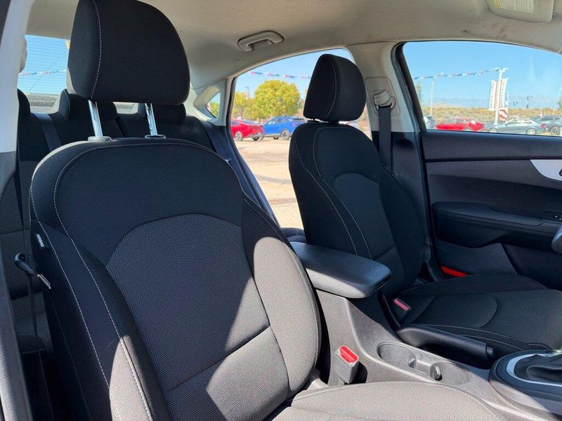 Used 2023 Kia Forte LXSImage 22