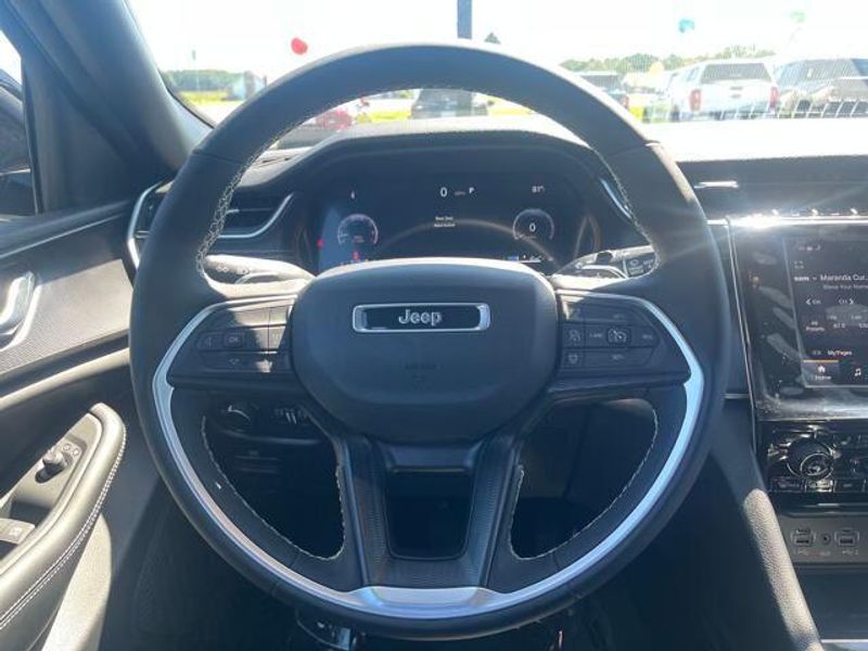 2025 Jeep Grand Cherokee Altitude 4x4