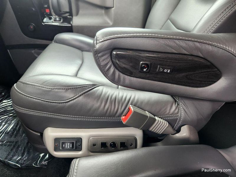 2022 Chevrolet Express Cargo Image 28