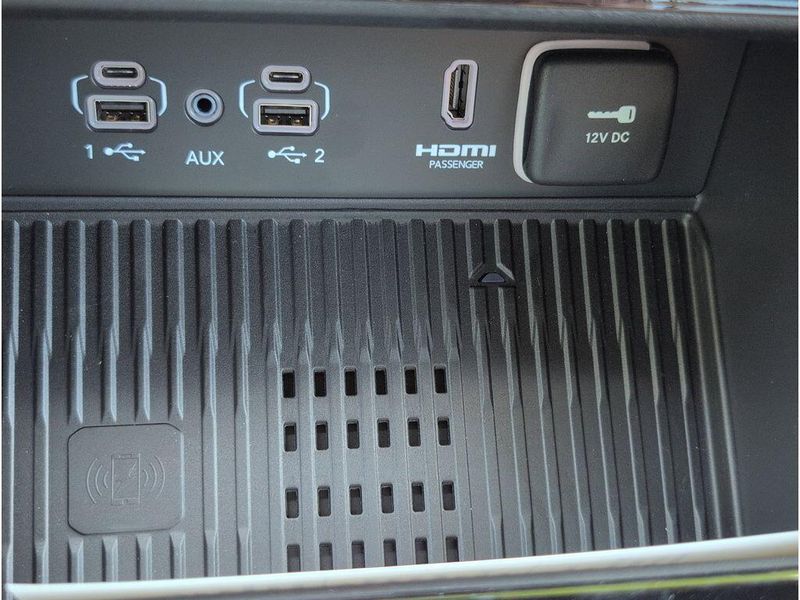 New 2026 Jeep Grand Cherokee Summit 4x4Image 19