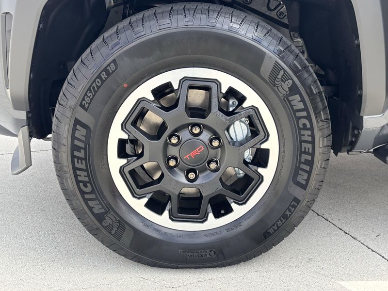 New 2025 Toyota 4Runner Hybrid TRD Off Road PremiumImage 8