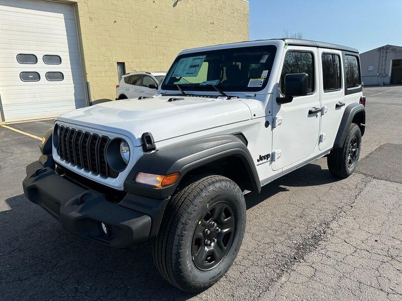 2025 Jeep Wrangler 4-door SportImage 5