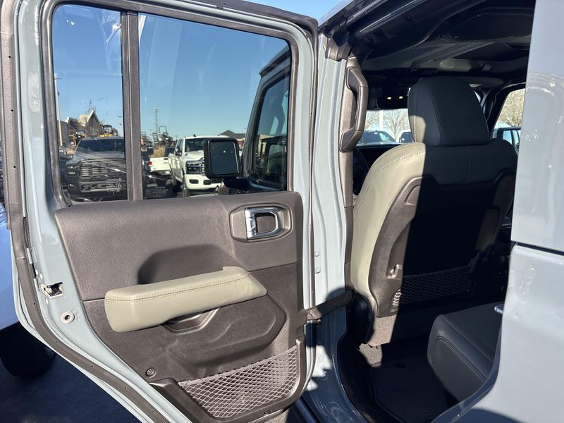 New 2026 Jeep Gladiator Mojave X 4x4Image 15