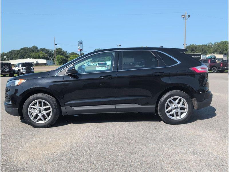 2024 Ford Edge SELImage 2