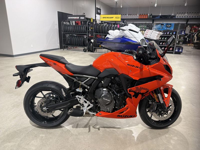 New 2026 Suzuki GSX-8R Image 18