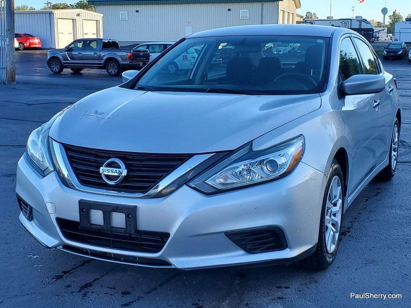 2016 Nissan Altima 2.5 SImage 6