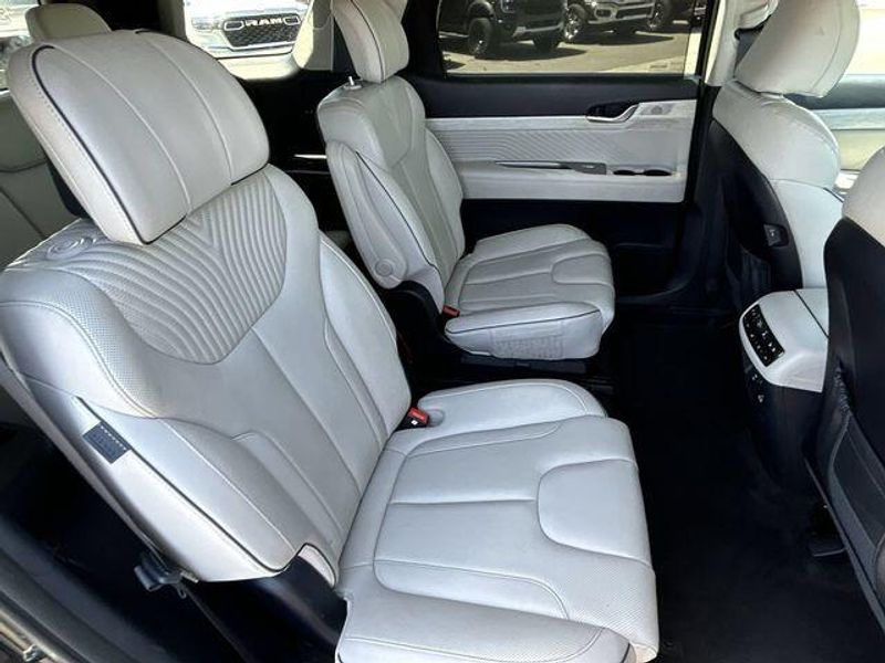 Used 2024 Hyundai Palisade CalligraphyImage 14
