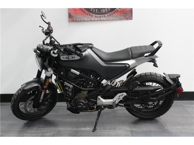 2021 HUSQVARNA Svartpilen 401 Image 4