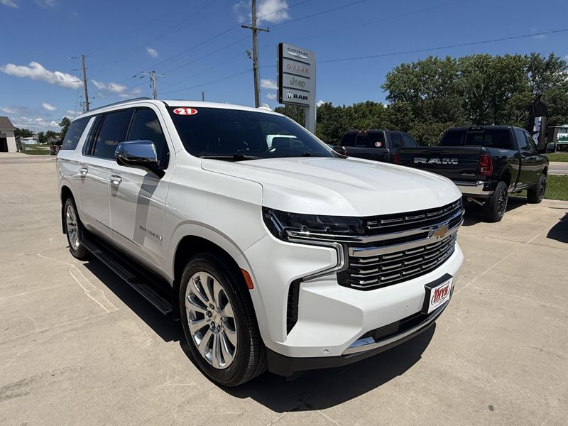 Used 2021 Chevrolet Suburban PremierImage 38