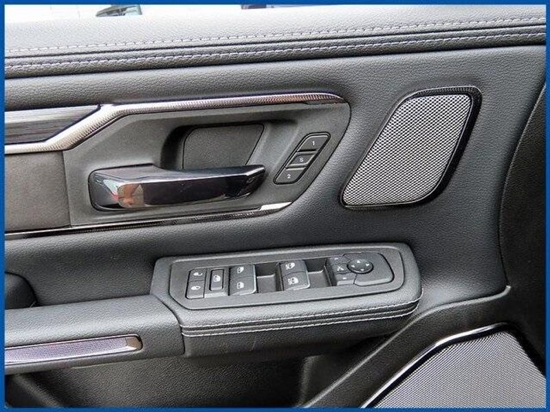 2025 RAM 1500 RebelImage 12