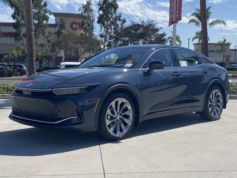 New 2026 Toyota Crown LimitedImage 6