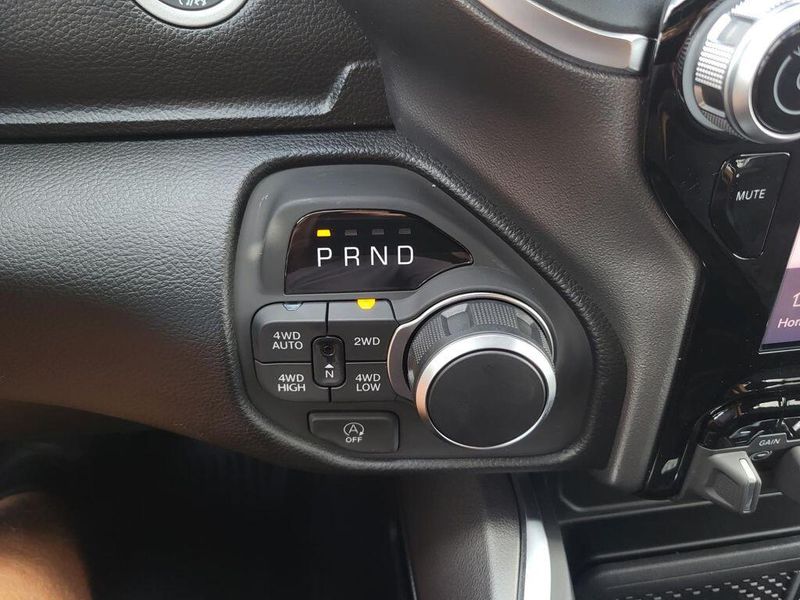 2025 RAM 1500 Lone Star Crew Cab 4x4 5