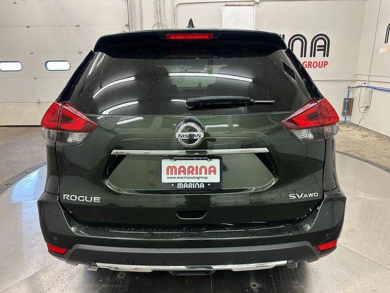 2020 Nissan Rogue SVImage 15