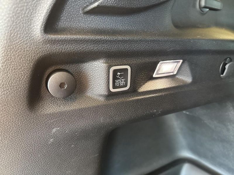 2022 Jeep Grand Cherokee L Altitude