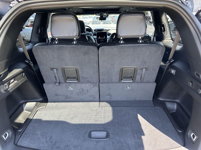 2025 Jeep Grand Cherokee Limited photo 12